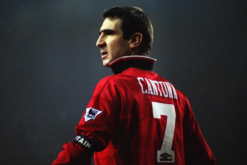 top-10-huyen-thoai-manchester-united-xuat-sac-nhat-moi-thoi-dai-eric-cantona