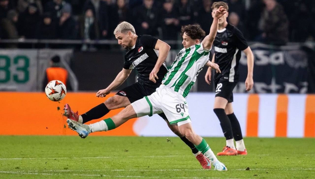 Ferencvarosi TC vs AZ Alkmaar (03:00 – 31/01) | Xem lại trận đấu